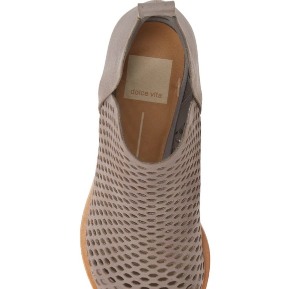 SOLD 🌈 New Dolce Vita Ankle Boots - Picture 5 of 14